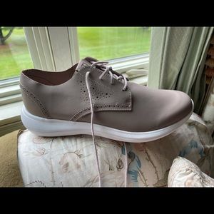 Brand new golf shoes; still in box